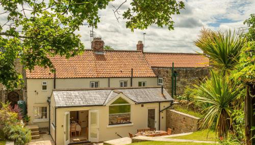 Beadale Cottage - Photo 1