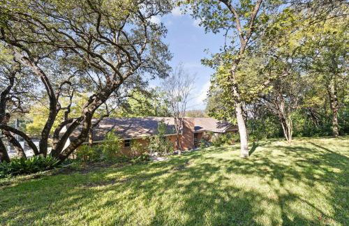 4-Bedroom Cowboy Retreat Steps from Zilker Park - Foto 6
