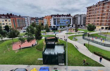 Piso completo para 5 personas en Gijón Casa Lantoxana - Foto 4