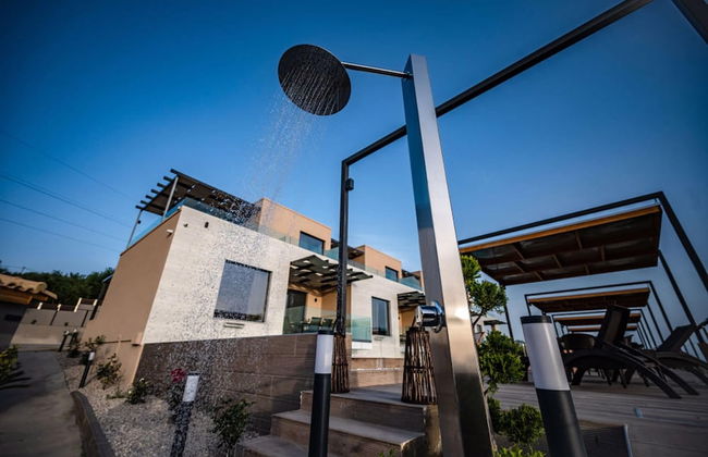 Serenity Suites Sea View 4 - Photo 21