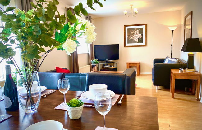 Aylesbury Contractor & Staycation Home - Foto 1