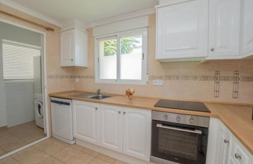 Casa Adosada Esquinera Urbanización Piscina Comunitaria - Photo 22