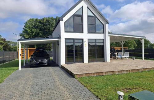 Ferienhaus Mila 70qm bis 5 Gäste mit Fass-Sauna, Whirlpool April bis Oktober, 75qm Terrasse und eingezäunten Garten Haustiere willkommen - Photo 3