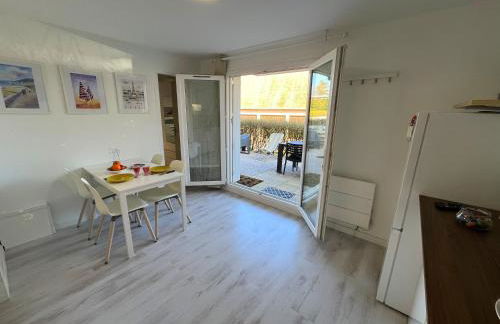 Petite cour privée - à 1minute à pied de la plage - Photo 14