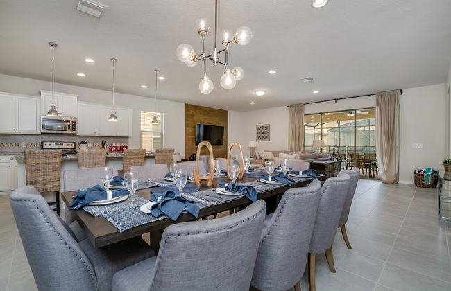 8 Bed 6 Ba Villa with Games, Pool & Spa - Foto 21