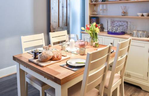 Fuchsia Cottage - Photo 4