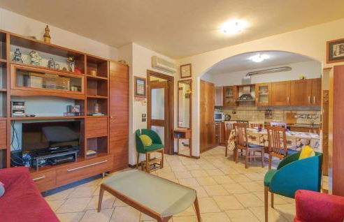 Gorgeous Apartment In Pesaro -Pu- - Foto 4