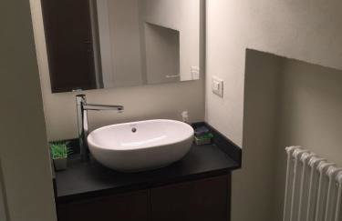 Al vecchio porto casa a Cannero - Foto 18