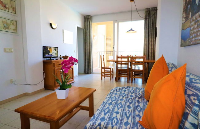 Apartment in Roses Near Sandy Beach - Photo 16