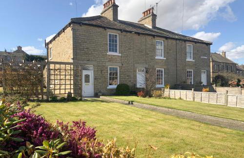 Miners Cottage - Photo 1