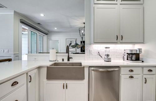 Idyllic Murrells Inlet Home Less Than 1 Mi to Marsh Walk - Foto 8