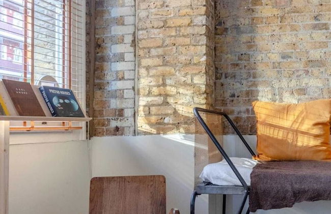 Tastefully Curated Mezzanine Studio Flat Hackney! - Foto 22