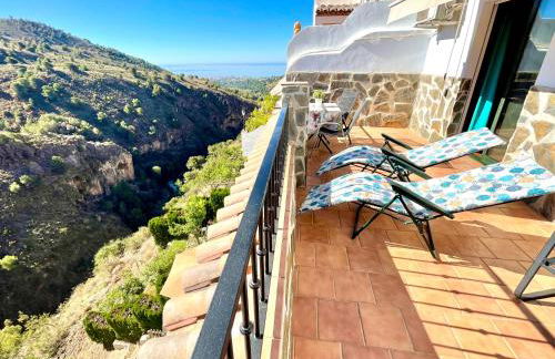 Apartamentos Axarquia , Frigiliana, terraza privada con vistas a la montaña rio y al mar - Photo 68