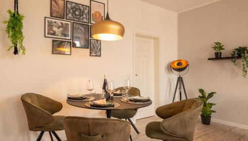 maremar - Style Apartment im Zentrum - Luxus Boxspringbett - Küche - Arbeitsplatz - Highspeed WLAN - Foto 4