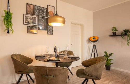 maremar - Style Apartment im Zentrum - Luxus Boxspringbett - Küche - Arbeitsplatz - Highspeed WLAN - Foto 4