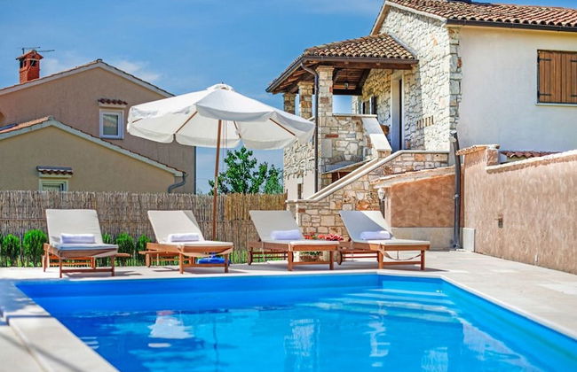 Charming Holiday Home With Garden - Foto 10