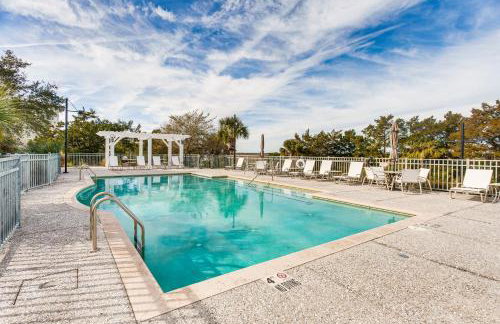 Breezy St Simons Hideaway with Waterfront Views! - Photo 3