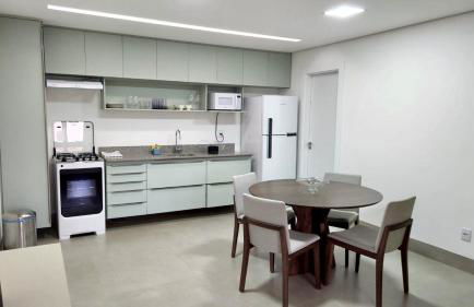 Estúdio com Quarto Privativo, TV e Cama Super King - Foto 8