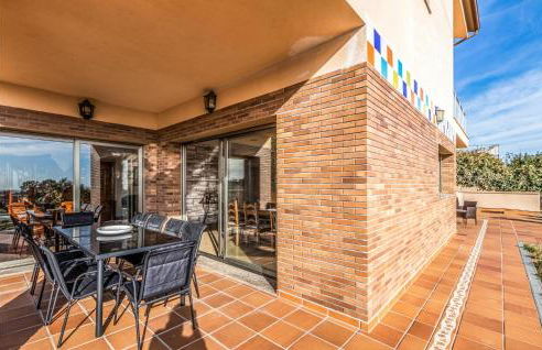 Lovely Home In Sant Cebrià De Vallalta - Foto 16