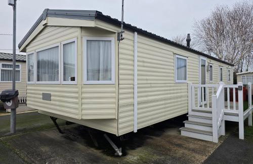 JY Holiday Caravans Wales, Oakfields Towyn Coastal Caravan Sleeps 6 - Foto 1