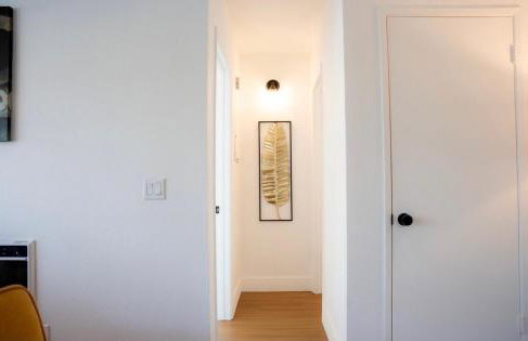 1 Block from Beach - Steps from Restaurants & Shops - Foto 19