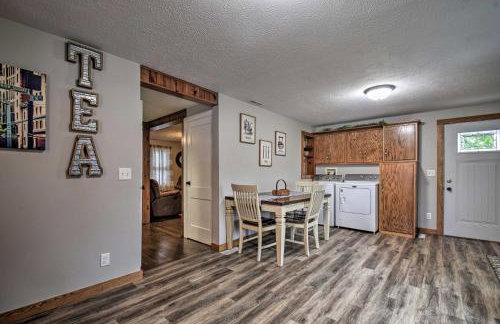 Cozy Goshen Farmhouse about 9 Mi to Amish Acres - Foto 9