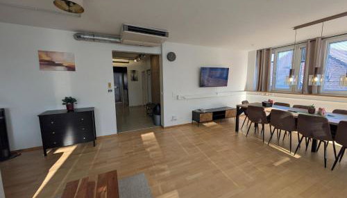 Munich Large Apartment 155 qm with 4 Bedrooms top located 1 to 12 guests - Photo 2