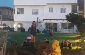 white house by the sea - Photo 40