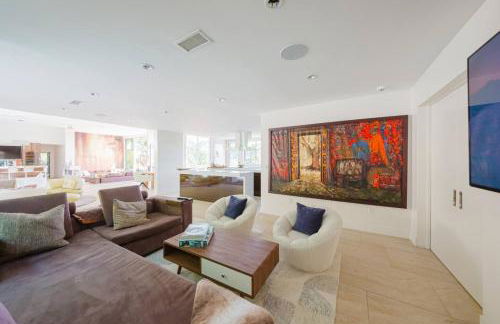 Beverly Hills Ultra Luxury Villa with Pool and Theatre - Foto 43