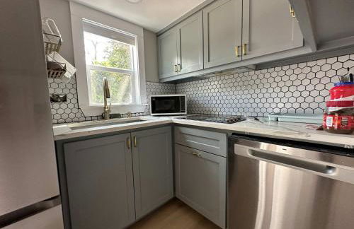 Tiny Private Room #3 in Shared 5BR House with Other Guests - Foto 17