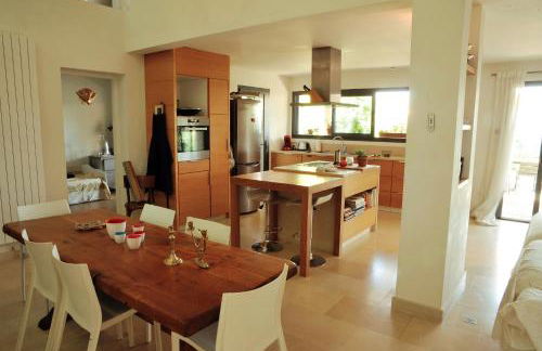 Maison d'architecte avec vue sur les Alpilles - Foto 6