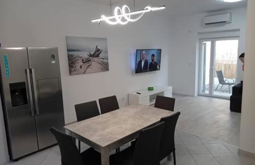 D&D Lausic Apartment - Photo 6