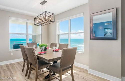 Beachfront 3BR Condo with Stunning Views Daytona - Photo 33