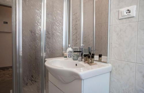 FLY HOUSE BOLOGNA...un appartamento al volo - Foto 37