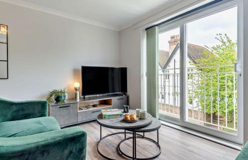 2 Bed in Freshwater oc-94561 - Photo 1