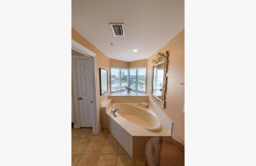 Boardwalk 1111 'Admiral's Quarters' - Foto 4