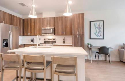 Landing Beautiful 2BD Gym Pool - Foto 38