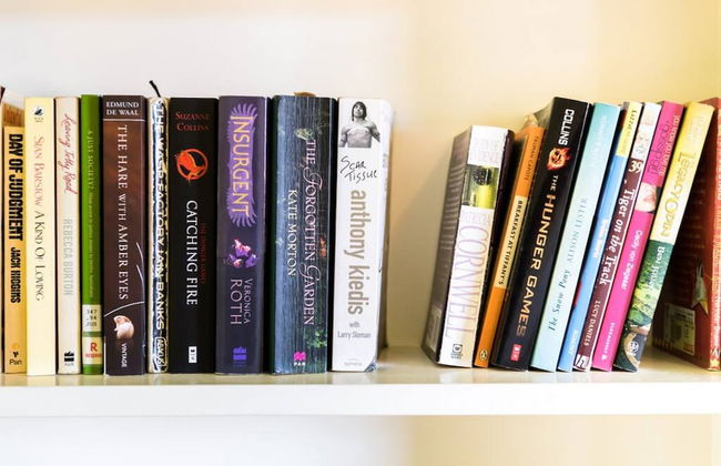 Beautiful 2 Story Manor Close to Beach and all - Foto 40