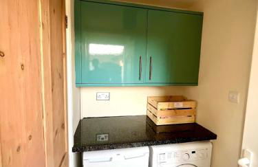 2 bedroom Hidden Gem in Stamford with parking - Foto 50