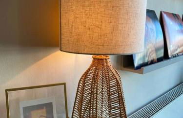 Luxury Huge Modern Open Plan 2Bedroom Flat - Free Private Parking & Balcony located at the OVO Hydro and SEC Centre - Foto 12