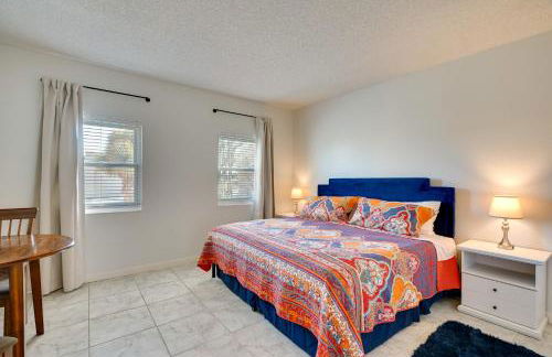 Tranquil Green Valley Home with Screened Porch - Foto 10