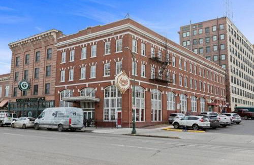 King Bed J and K on Main Luxury Apartment 403 - Foto 20