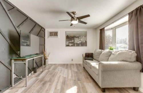 Covered Patio, Gas Grill and Yard Sheridan Home! - Foto 1