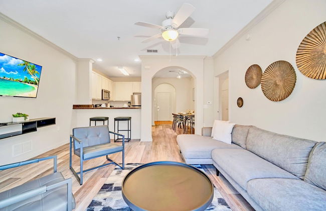 Modern 2BR Condo- Pool Hot Tub Close to Disney - Foto 7