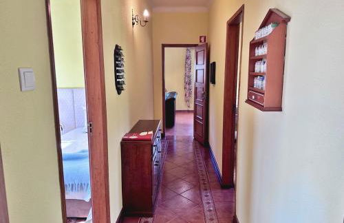 T3 Cozy Old House with XL garden - Foto 4