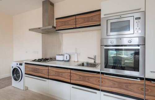 CASTLEBANK HOUSE FLATS, DINGWALL - Photo 41