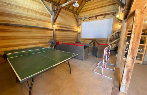 Timber & Tin H 2Bed 2Bath w Pool & Rooftop Deck - Foto 15