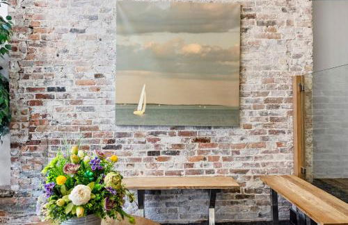 Stylish Old Port 2BR Loft, Walk to Everything - Foto 39