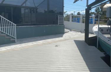 Waterfront Fishermans Retreat - Quick Harbor Access - Heated Pool - Foto 35