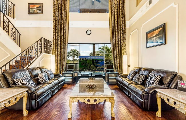 Stunning Large 7 bed Home With Private Pool, Spa, Balcony, Cinema Room, Fitness Suite and Able to see the Disney Fireworks - 467 - Foto 21